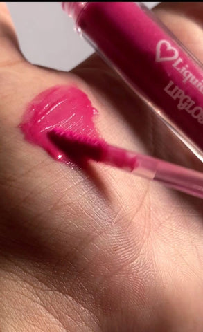 Petal pink lipgloss